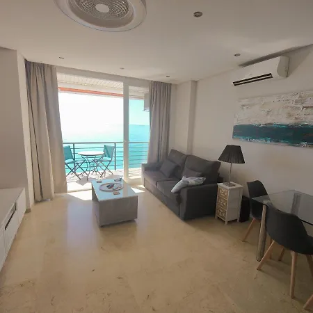 Santa-clara-blue Horizon Front Line By Namaste Elite Appartement