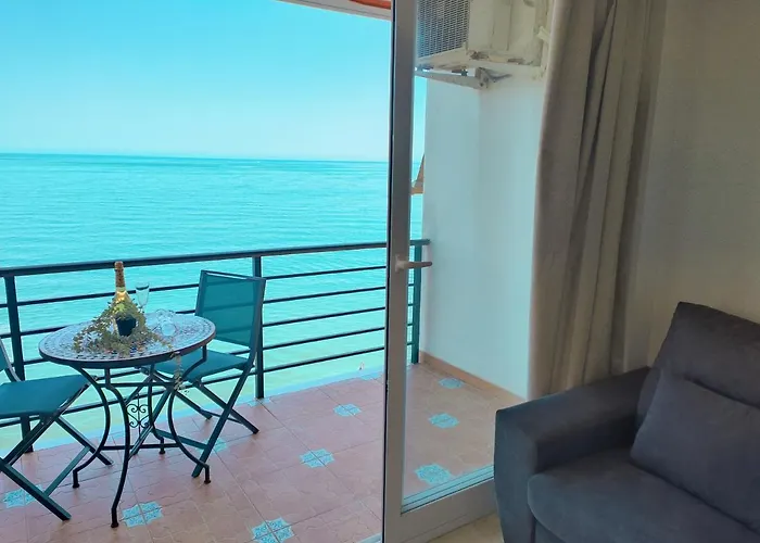 Santa-clara-blue Horizon. Front Line